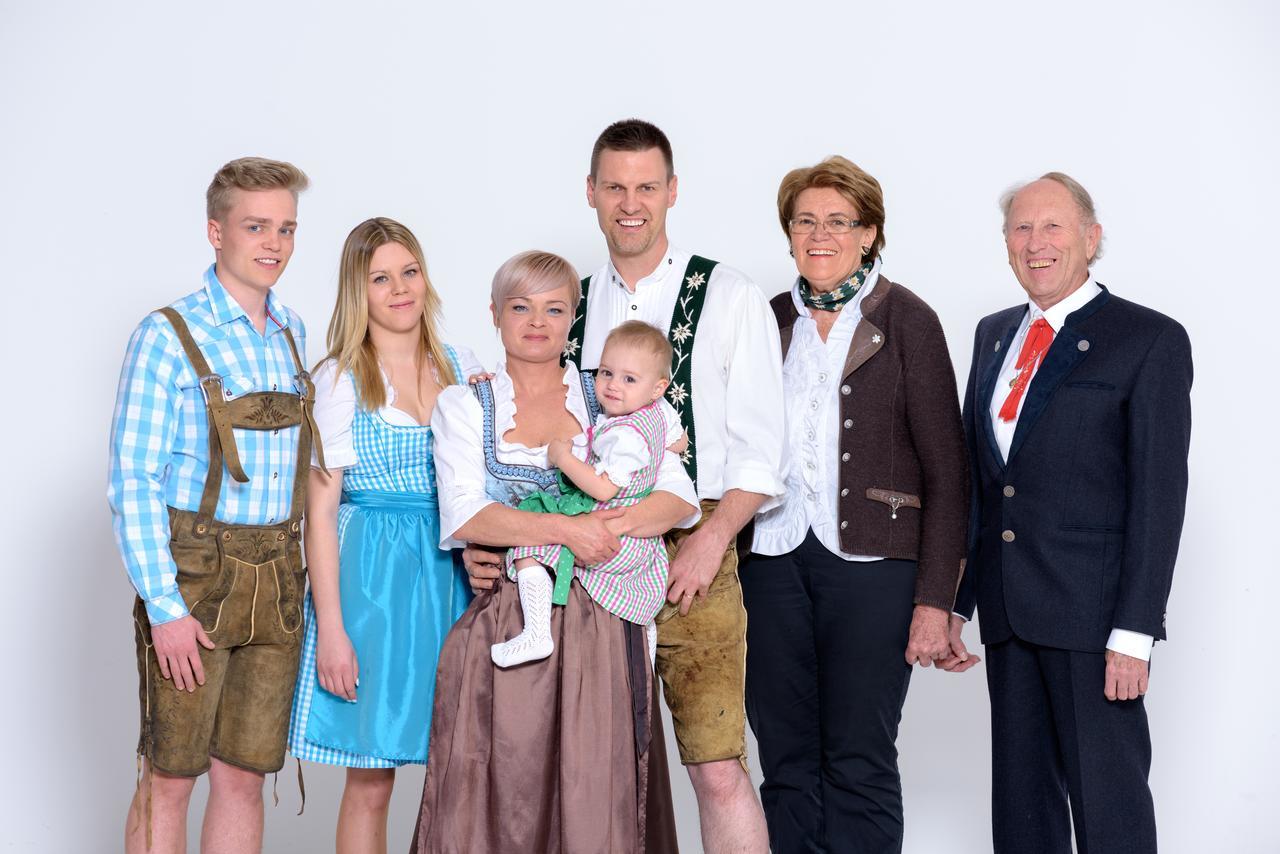 Berghüs Schratt - EINFACH ANDERS - Ihr vegetarisches und veganes Biohotel Oberstaufen Exterior foto