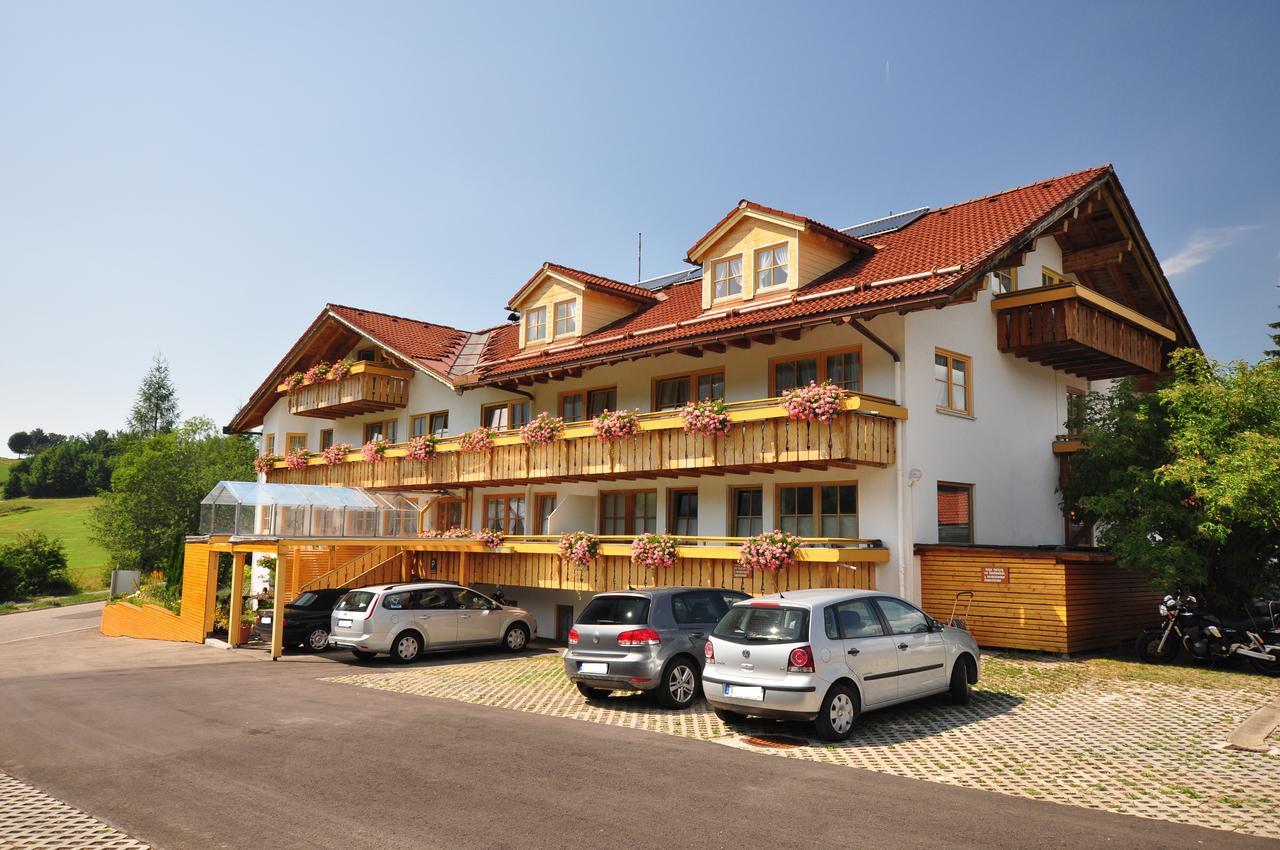 Berghüs Schratt - EINFACH ANDERS - Ihr vegetarisches und veganes Biohotel Oberstaufen Exterior foto
